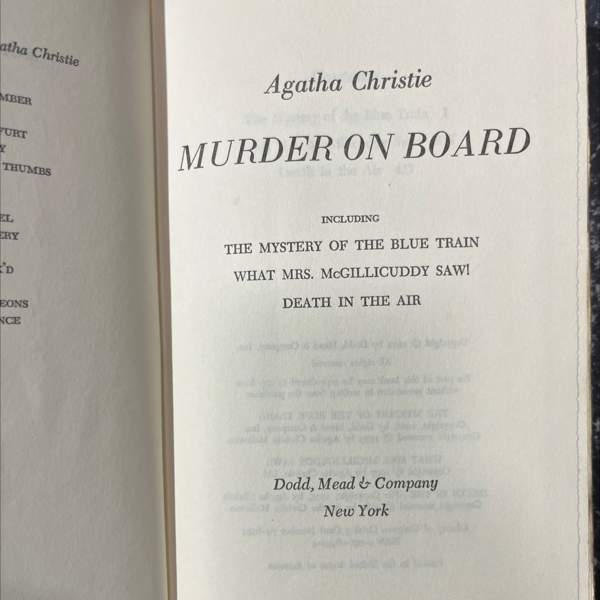 murder on board el erery deons nce including the mystery of the blue train what mrs. mcgillicuddy saw! death in the air image 2