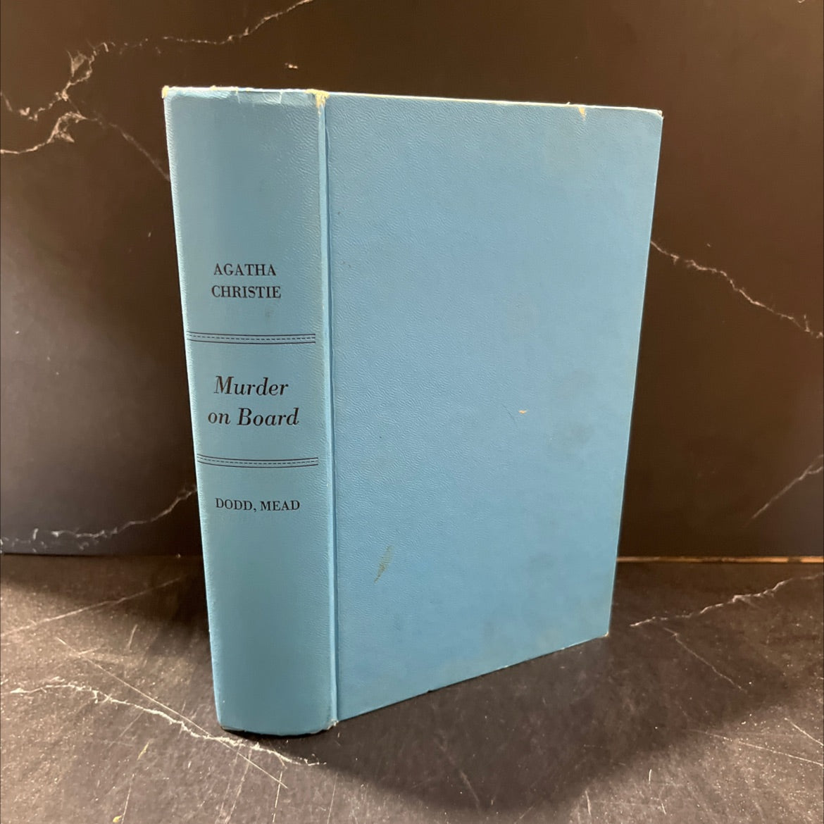 murder on board el erery deons nce including the mystery of the blue train what mrs. mcgillicuddy saw! death in the air image 1