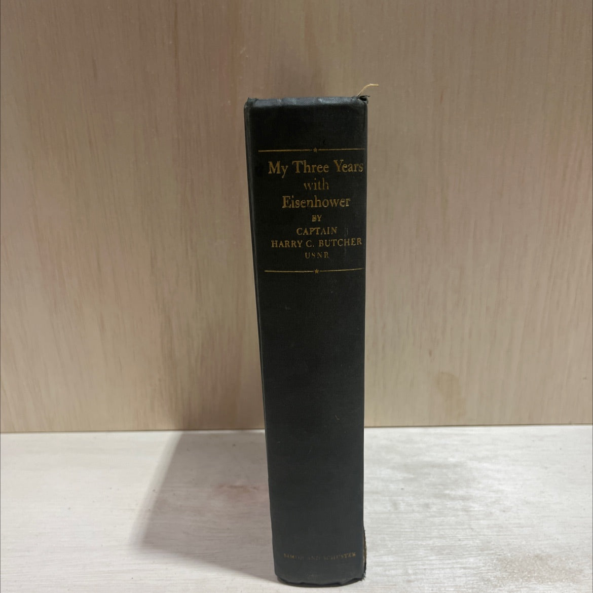 my three years with eisenhower the personal diary of captain harry c. butcher usnr naval aide to general eisenhower image 4