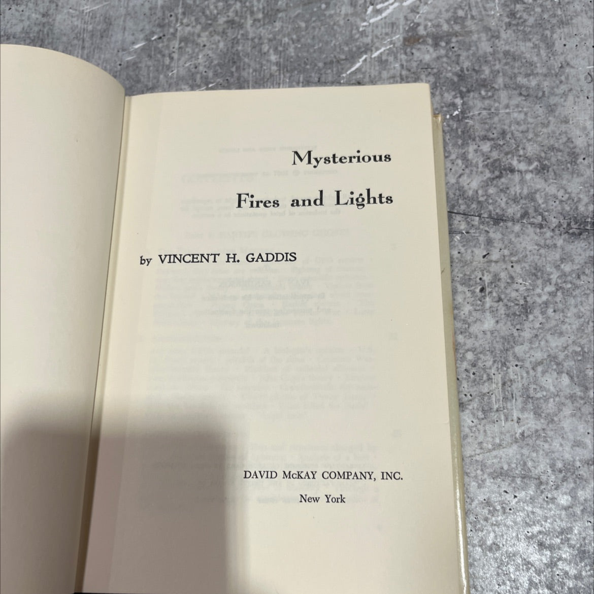 mysterious fires and lights book, by vincent h. gaddis, 1967 Hardcover image 2