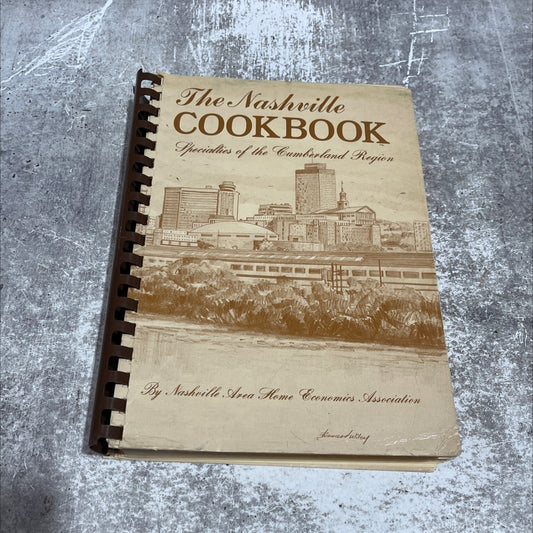 nashville cookbook specialties of the cumberland region book, by nashville area home economics association, 1979 image 1