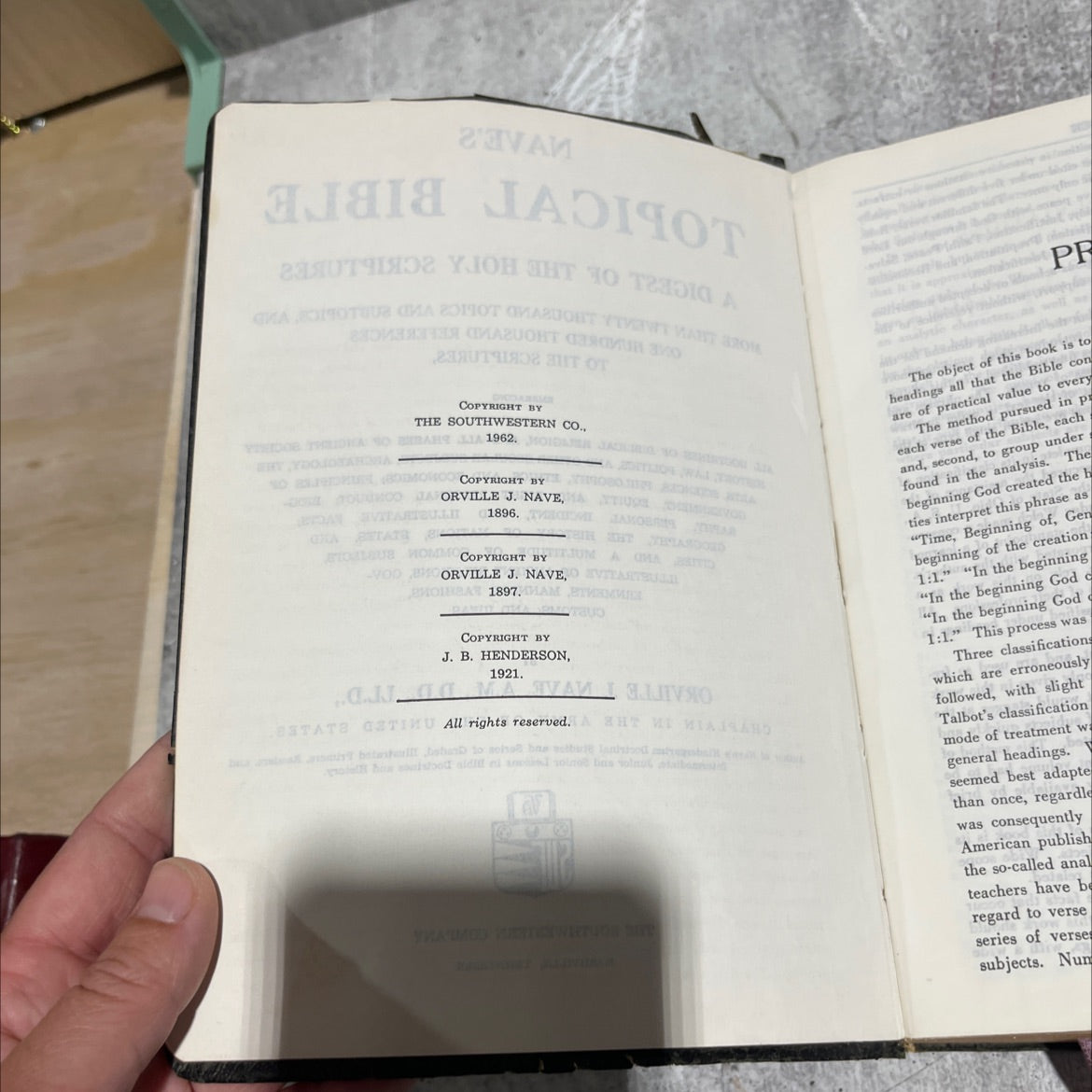 nave's topical bible a digest of the holy scriptures book, by orville j. nave, 1962 Leather image 3