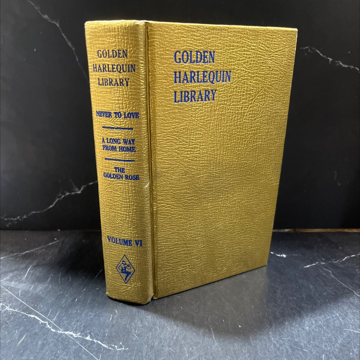 never to love book, by anne weale, 1970 Hardcover image 1