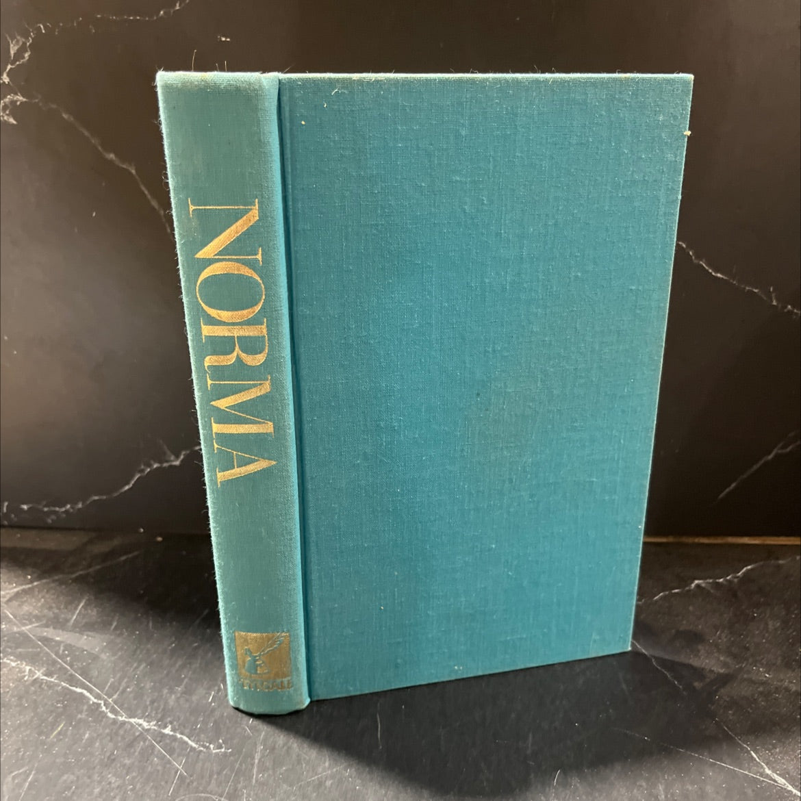 norma norama book, by unknown, 1976 Hardcover image 1