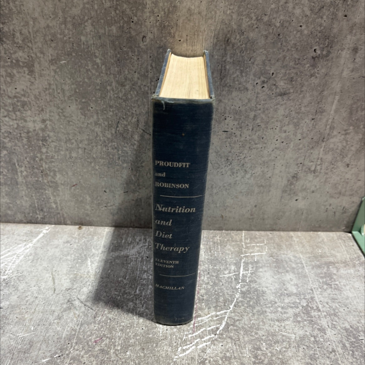 nutrition and diet therapy book, by fairfax t. proudfit, corinne h. robinson, 1957 Hardcover image 4