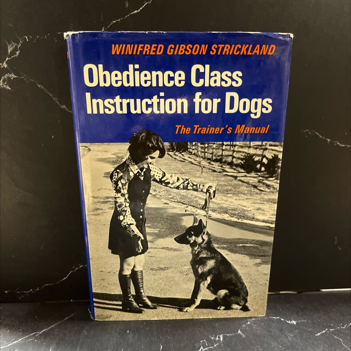 obedience class instruction for dogs the trainer's manual book, by Winifred Gibson Strickland, 1975 Hardcover image 1