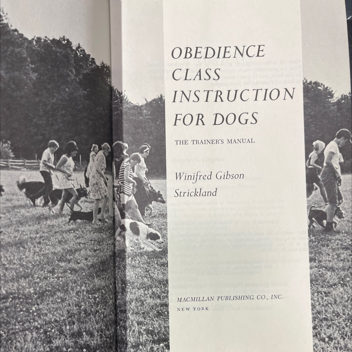 obedience class instruction for dogs the trainer's manual book, by Winifred Gibson Strickland, 1975 Hardcover image 2