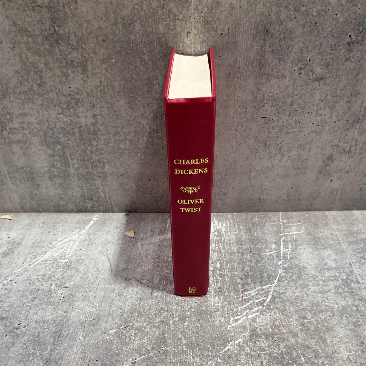 oliver twist book, by charles dickens, 1997 Hardcover image 4