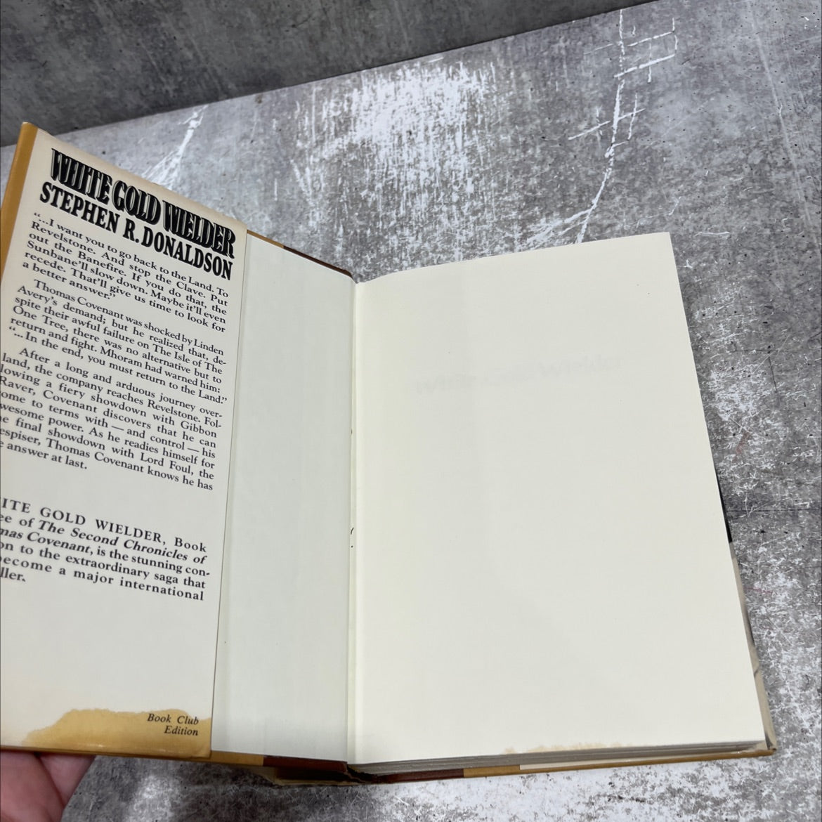 on veant book three of the second chronicles of thomas covenant white gold wielder book, by stephen r. donaldson, 1983 image 4