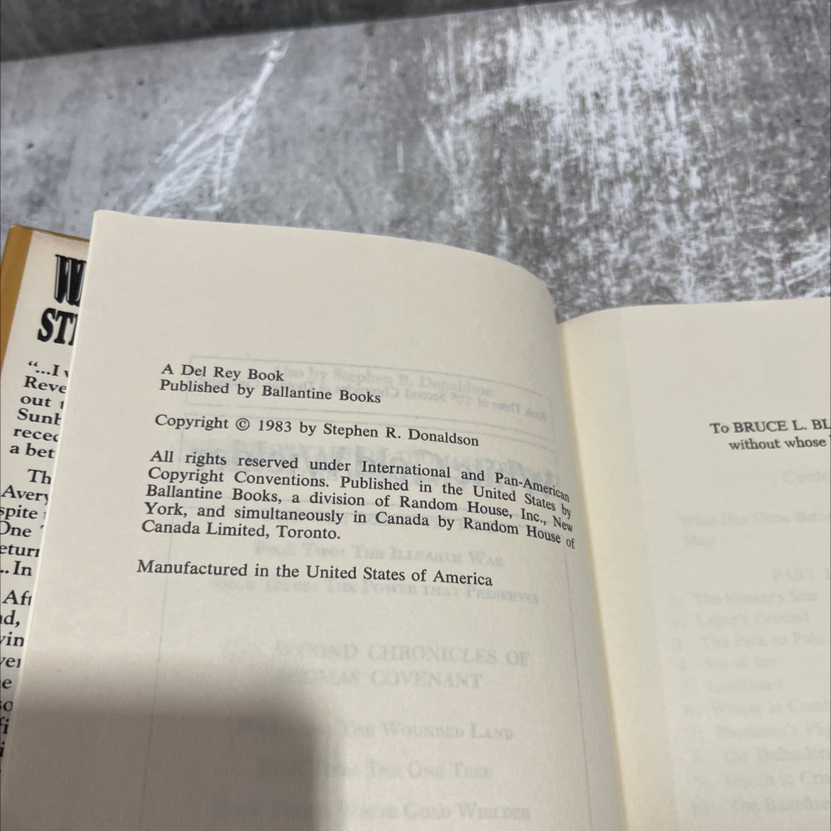 on veant book three of the second chronicles of thomas covenant white gold wielder book, by stephen r. donaldson, 1983 image 3