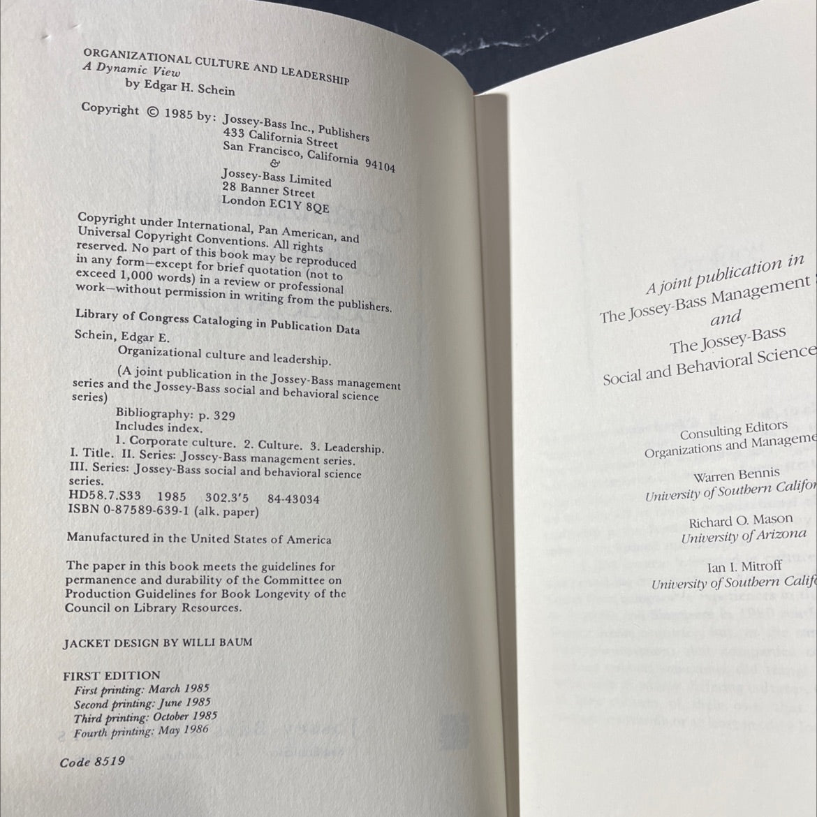 organizational culture and leadership a dynamic view book, by Edgar H. Schein, 1986 Hardcover image 3