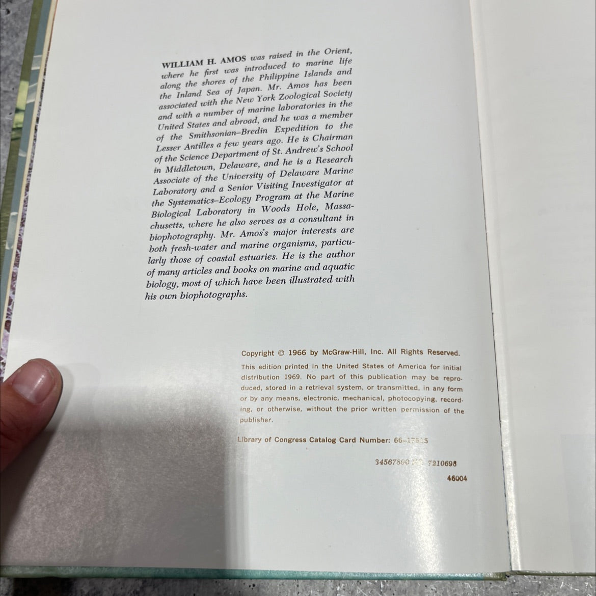 our living world of nature the life of the seashore book, by william h. amos, 1969 Hardcover image 3