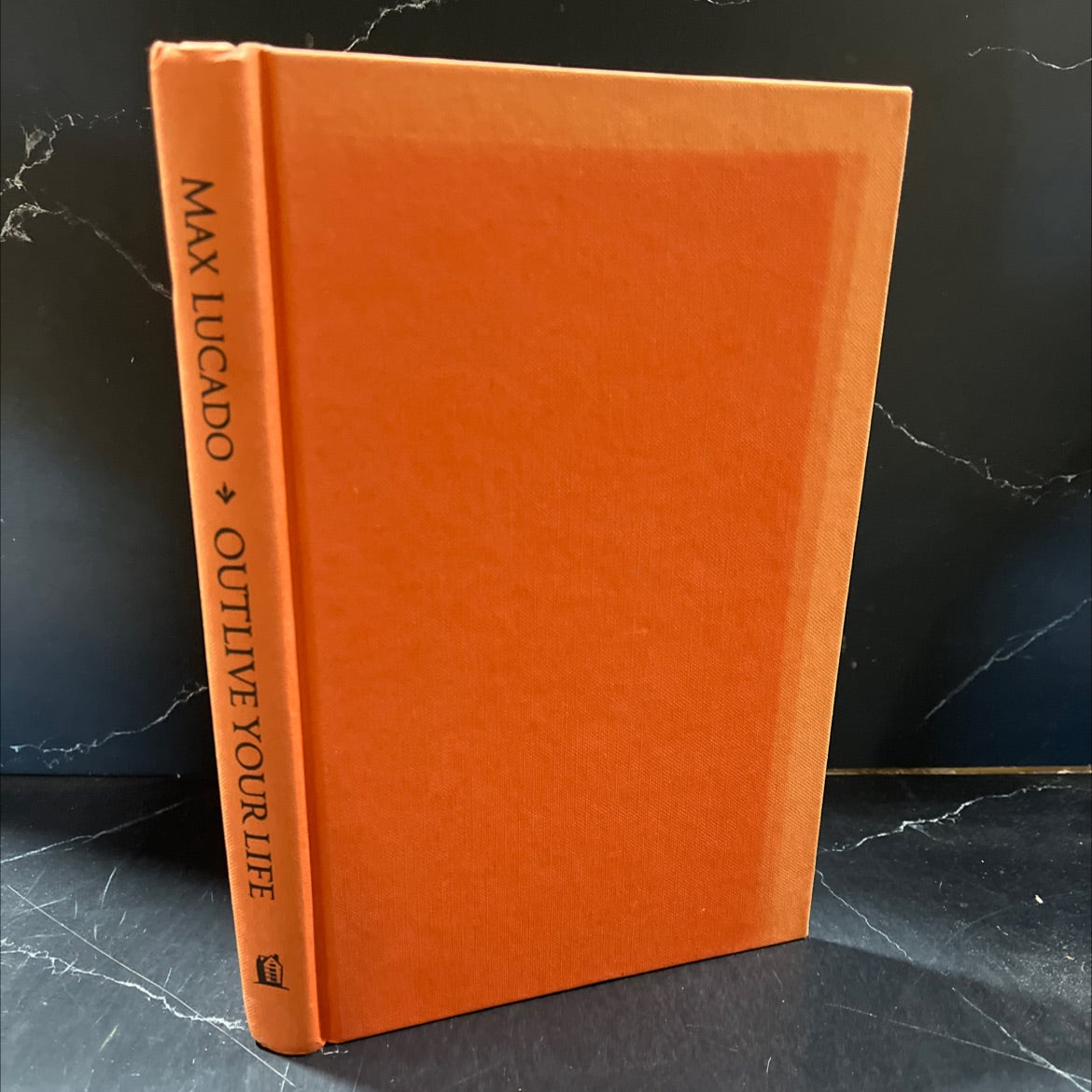 SIGNED outlive your life: you were made to make a difference book, by max lucado, 2010 Hardcover image 1