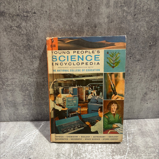 people's encyclopedia book, by staff of education, 1965 Hardcover image 1