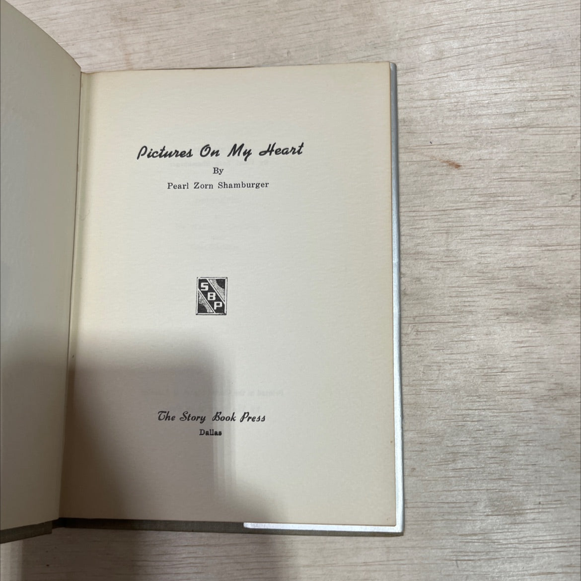 pictures on my heart book, by pearl zorn shamburger, 1949 Hardcover image 2