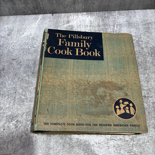 pillsbury family cook book book, by unknown, 1963 Hardcover image 1