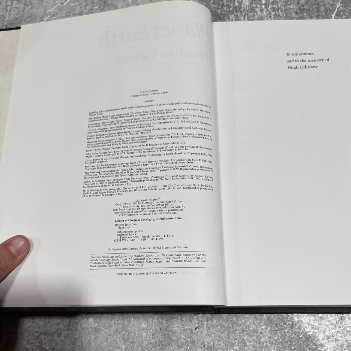 planet earth book, by jonathan weiner, 1986 Hardcover image 3