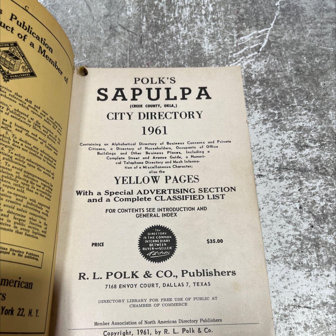 polk's sapulpa (creek county, okla.) city directory book, by r. l. polk & co., 1961 Hardcover image 2