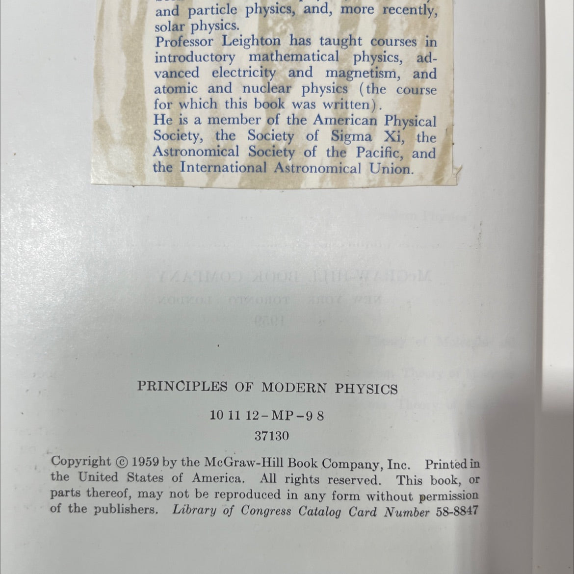 principles of modern physics book, by robert b. leighton, 1959 Hardcover image 3