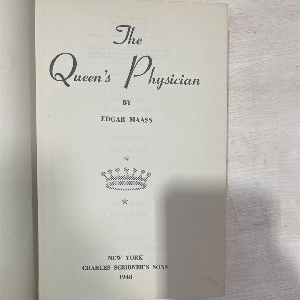 queen's the physician book, by edgar maass, 1948 Hardcover, Vintage image 2
