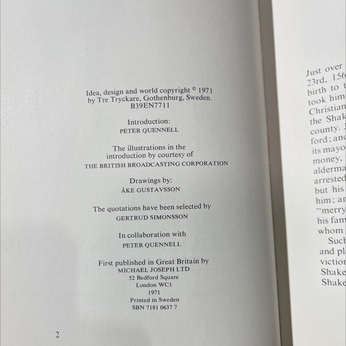 quotations from shakespeare with an introduction and prefatory notes by peter quennell book, by william shakespeare, image 3