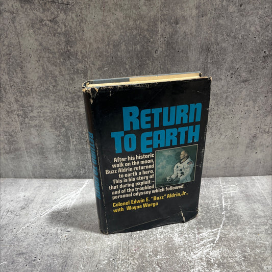 return to earth book, by colonel edwin e. \"buzz\" aldrin, jr., with wayne warga, 1973 Hardcover image 1