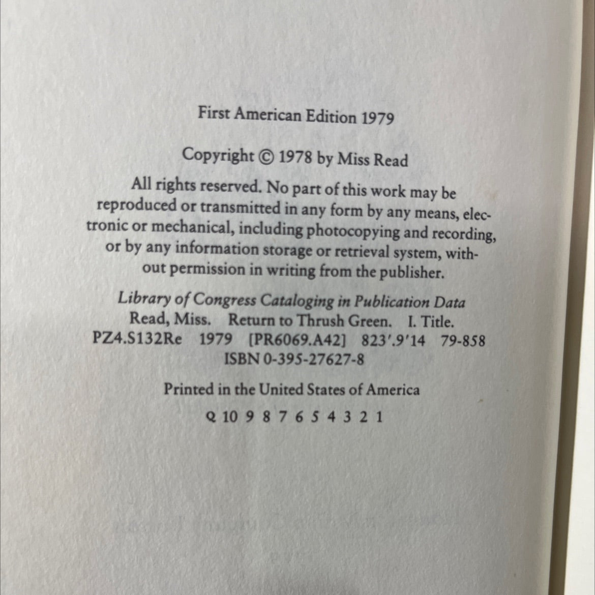 return to thrush green book, by miss read, 1979 Hardcover image 3