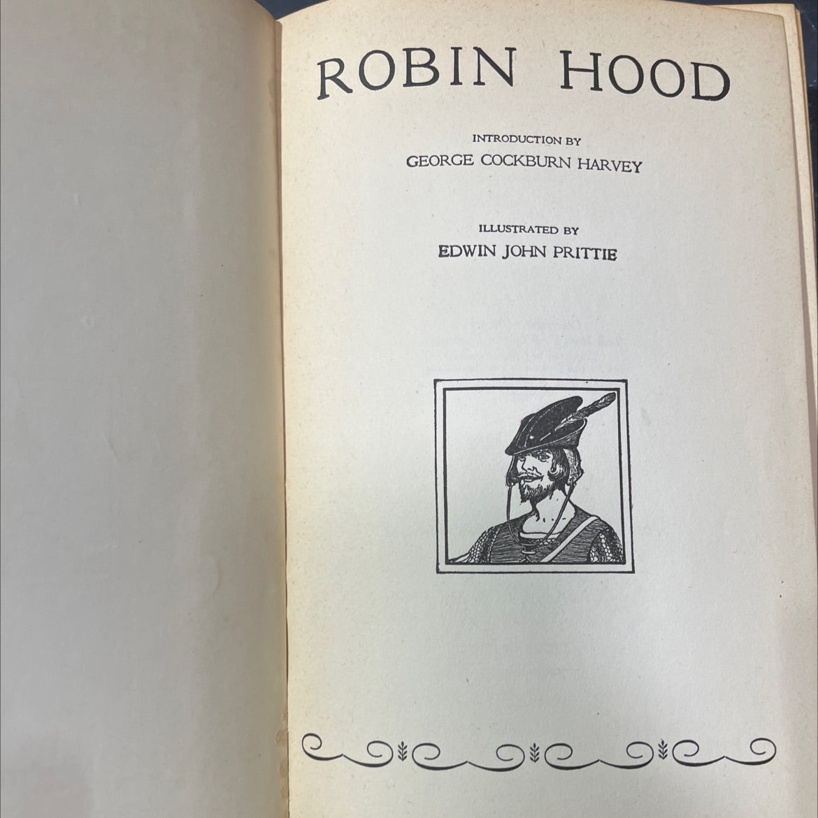 robin hood book, by unknown, 1925 Hardcover image 2