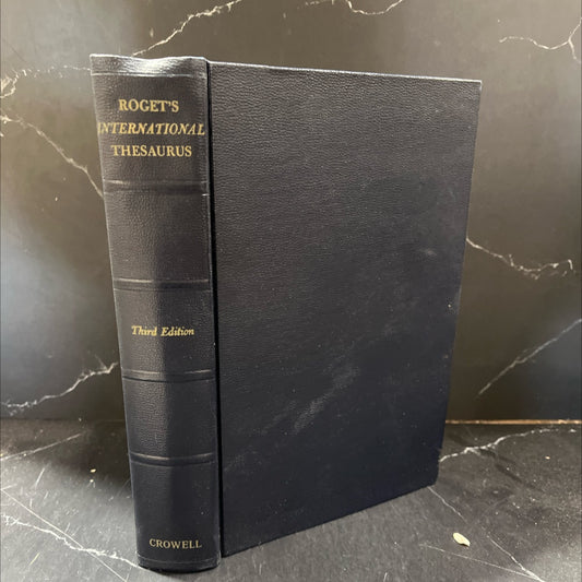 roget's international thesaurus book, by peter roget, 1962 Hardcover image 1