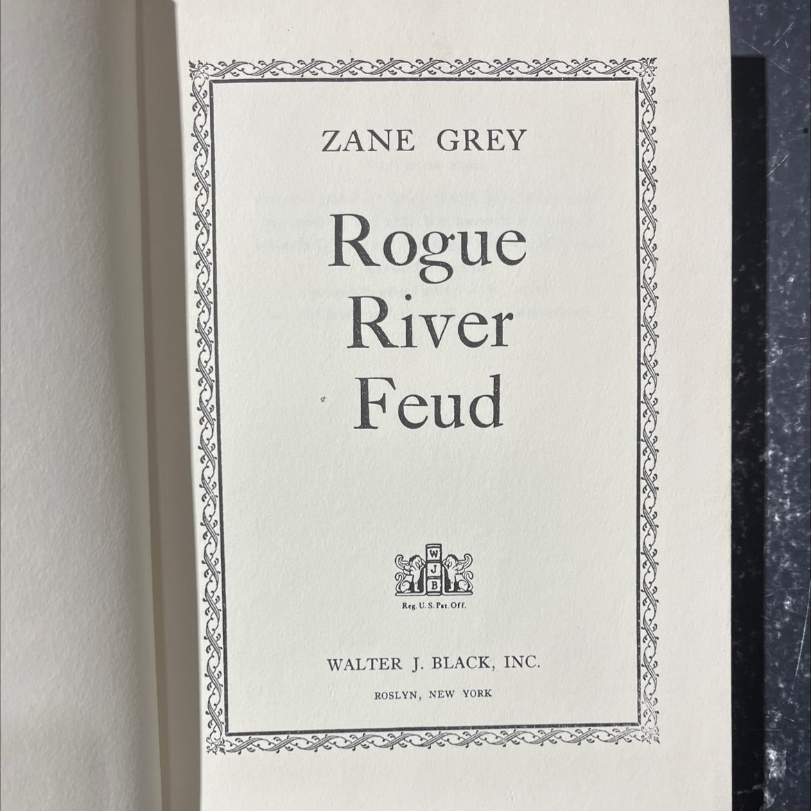 rogue river feud book, by zane grey, 1958 Hardcover image 2