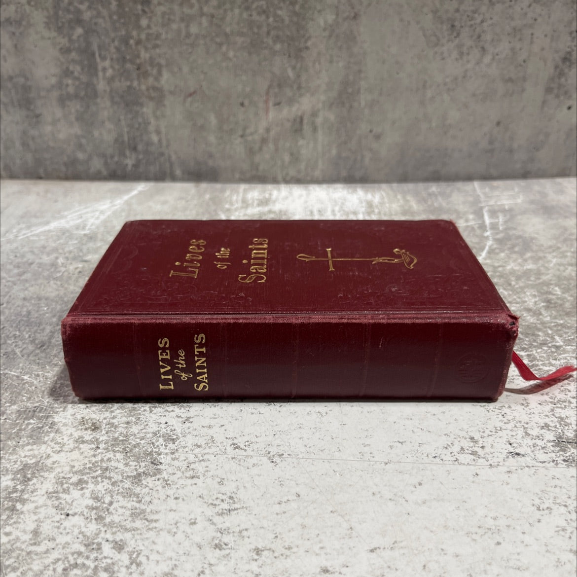 saints lives of the saints for every day of the year illustrated book, by rev. hugo hoever, s.ocist., ph.d., 1955 image 4