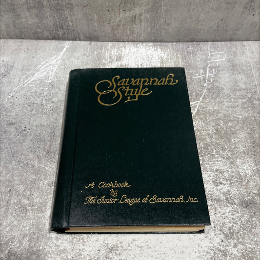 savannah a cookbook book, by the junior league of savannah, inc., 1980 Hardcover image 1