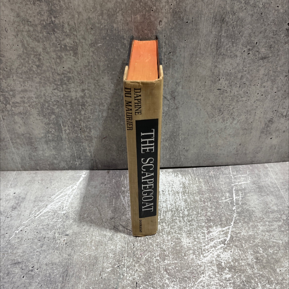 scapegoat book, by daphne du maurier, 1957 Hardcover image 4