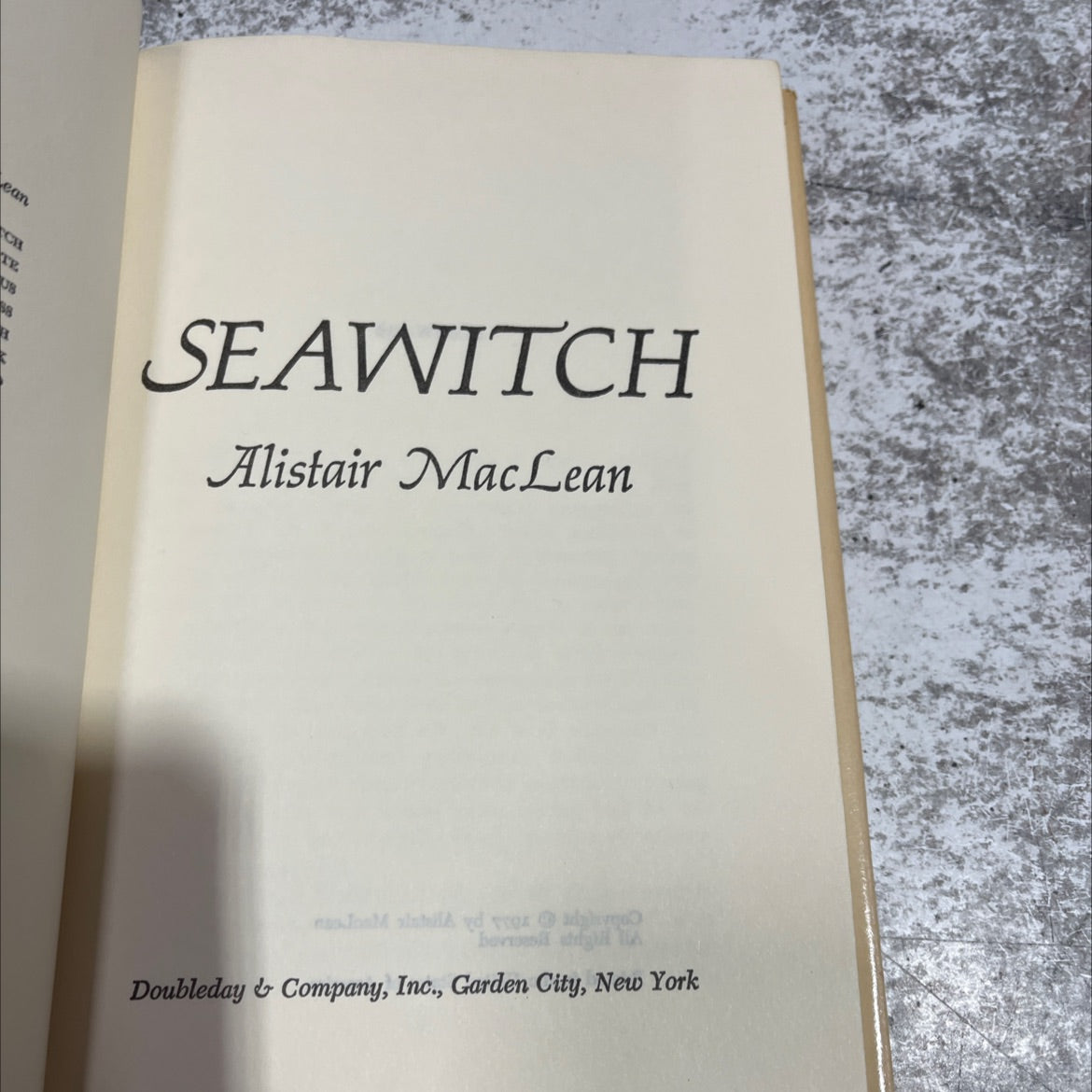 seafwitch book, by Alistair MacLean, 1977 Hardcover image 2