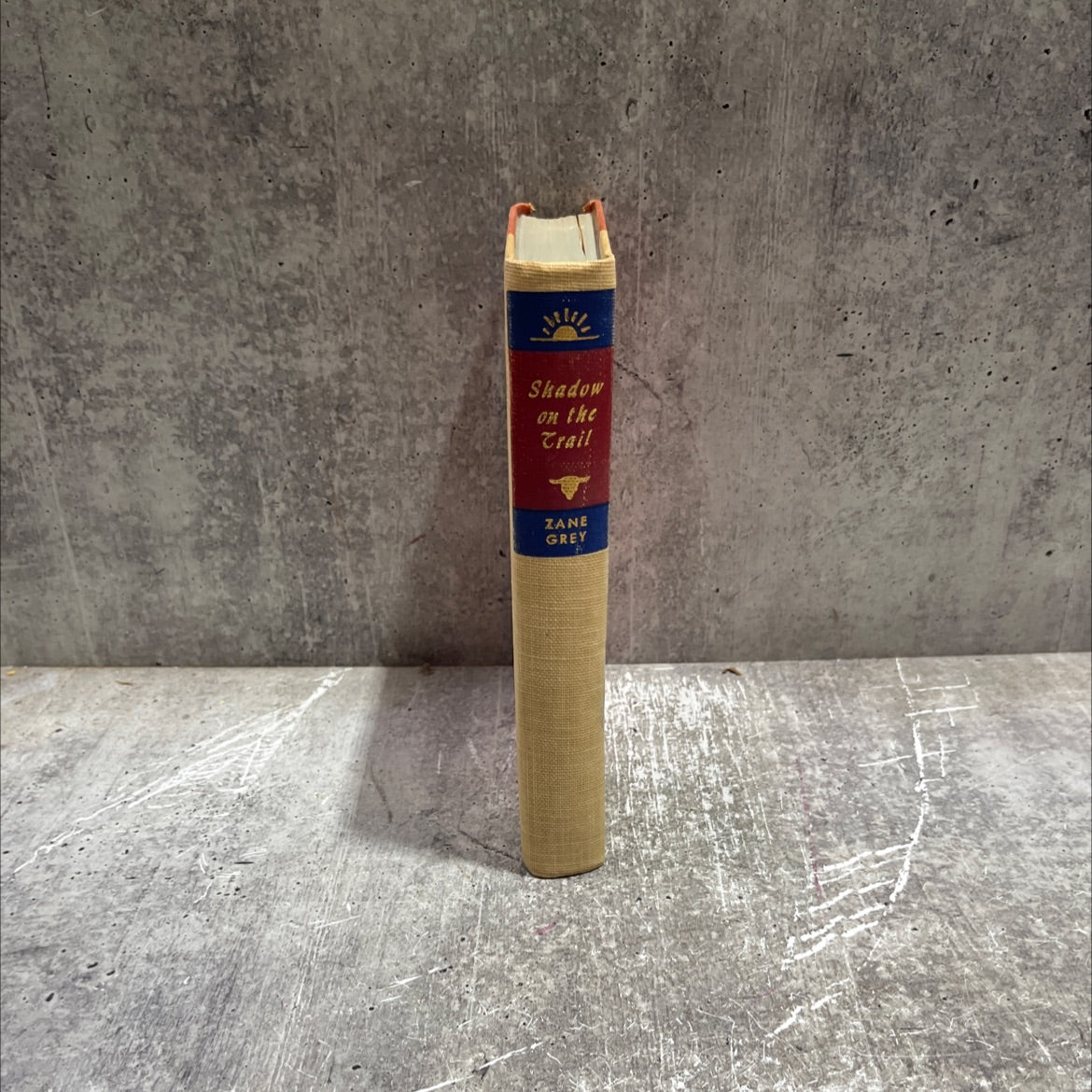 shadow on the trail book, by zane grey, 1946 Hardcover image 4