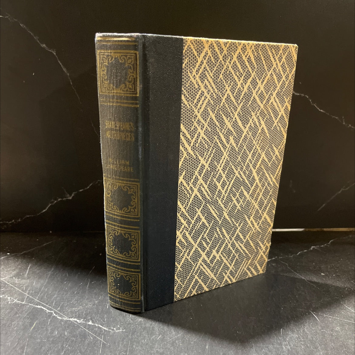 shakespeare's masterpieces book, by william shakespeare, unknown Hardcover image 1