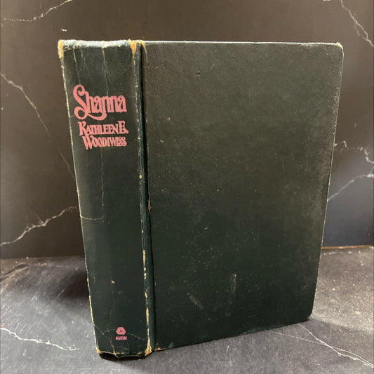 shanna book, by kathleen e. woodiwiss, 1977 Hardcover image 1