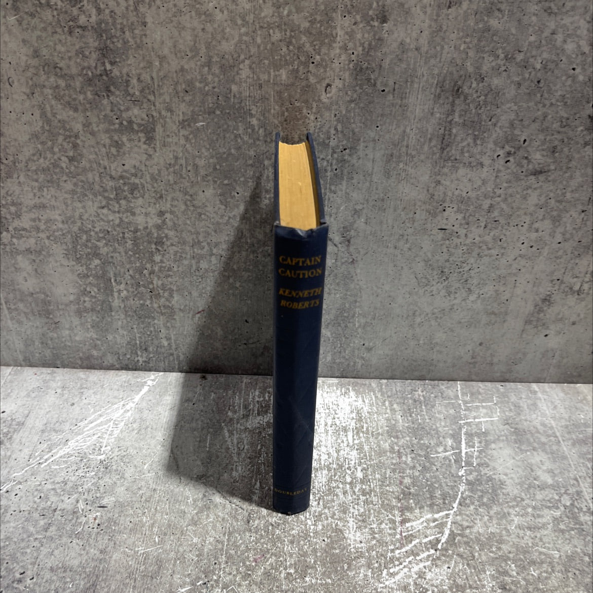 six guns to captain caution book, by kenneth roberts, 1946 Hardcover image 4