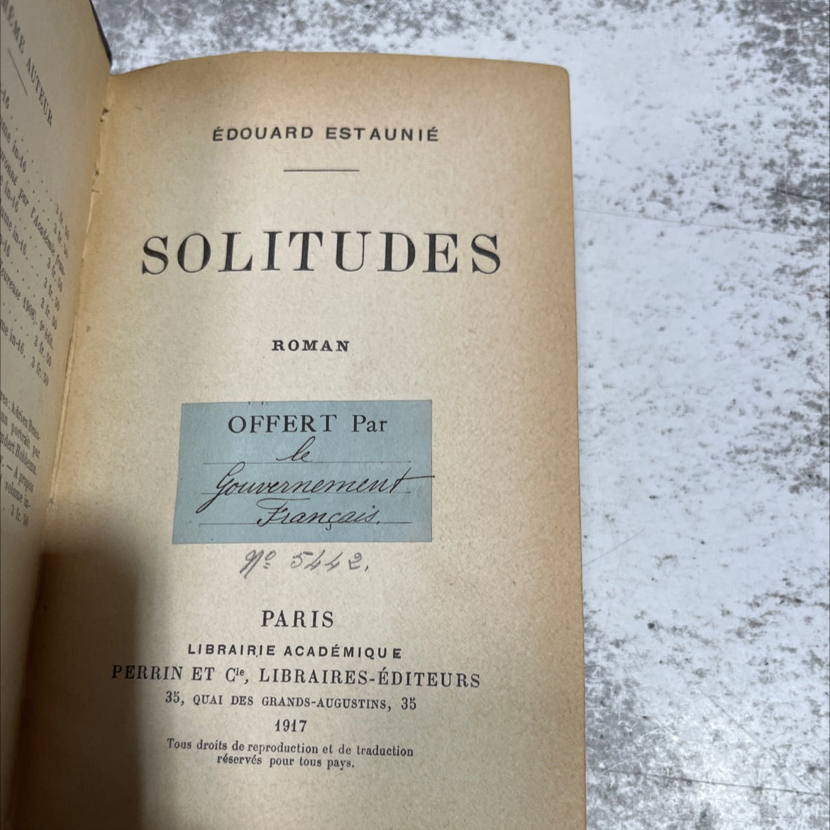 solitudes book, by édouard estaunié, 1917 Leather image 2
