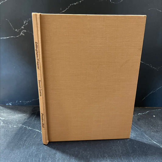 sound comics book, by Pegge Dillingham, 1978 Hardcover image 1