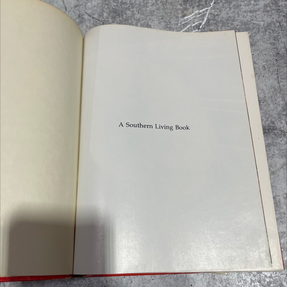 southern living book book, by unknown, 1977 Hardcover image 2