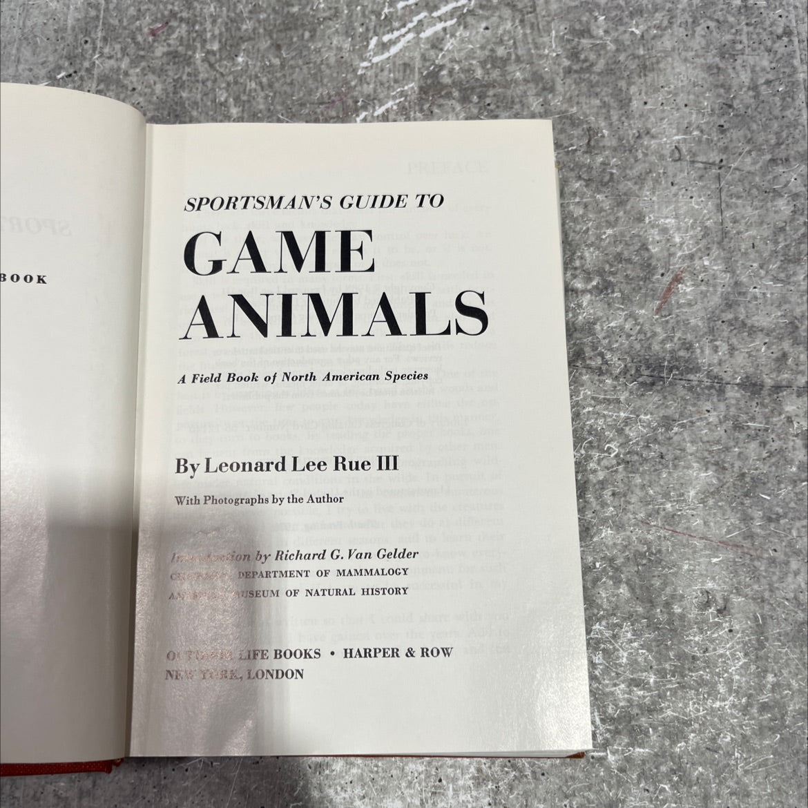 sportsman's guide to game animals a field book of north american species book, by Leonard Lee Rue III, 1973 Hardcover image 2