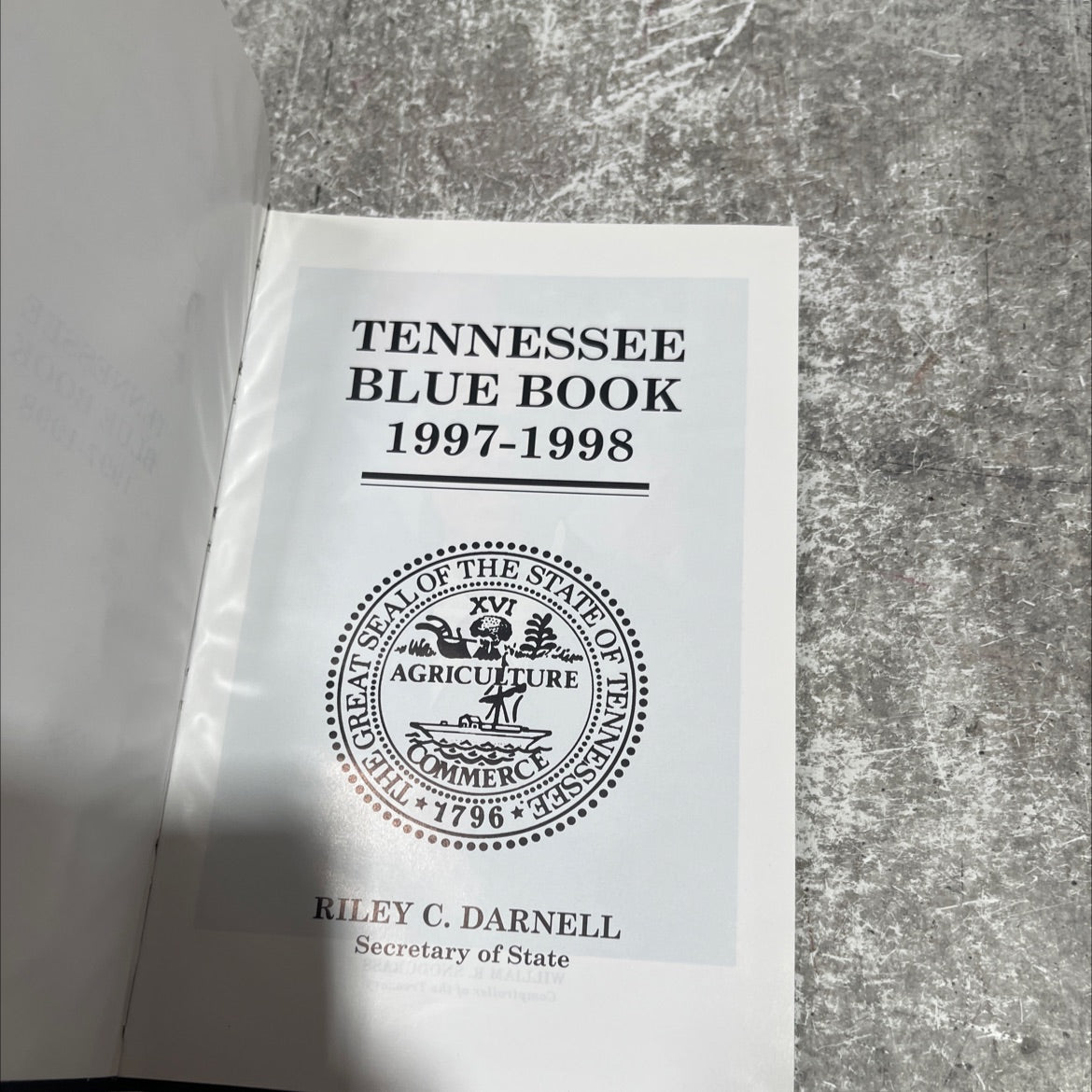 tennessee blue book 1997-1998 book, by riley c. darnell, 1998 Hardcover image 2
