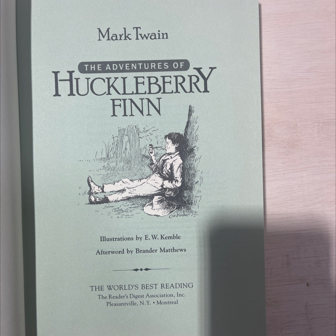 the adventures of huckleberry finn book, by Mark Twain, 1986 Leather, Vintage image 2
