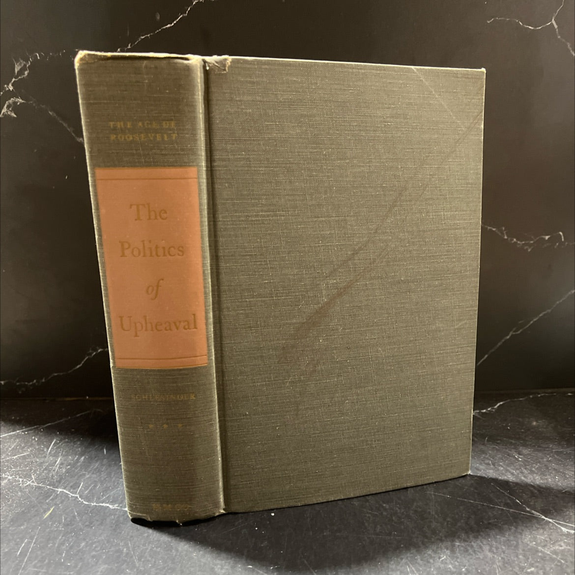 the age of roosevelt the politics of upheaval book, by arthur m. schlesinger, jr., 1960 Hardcover image 1