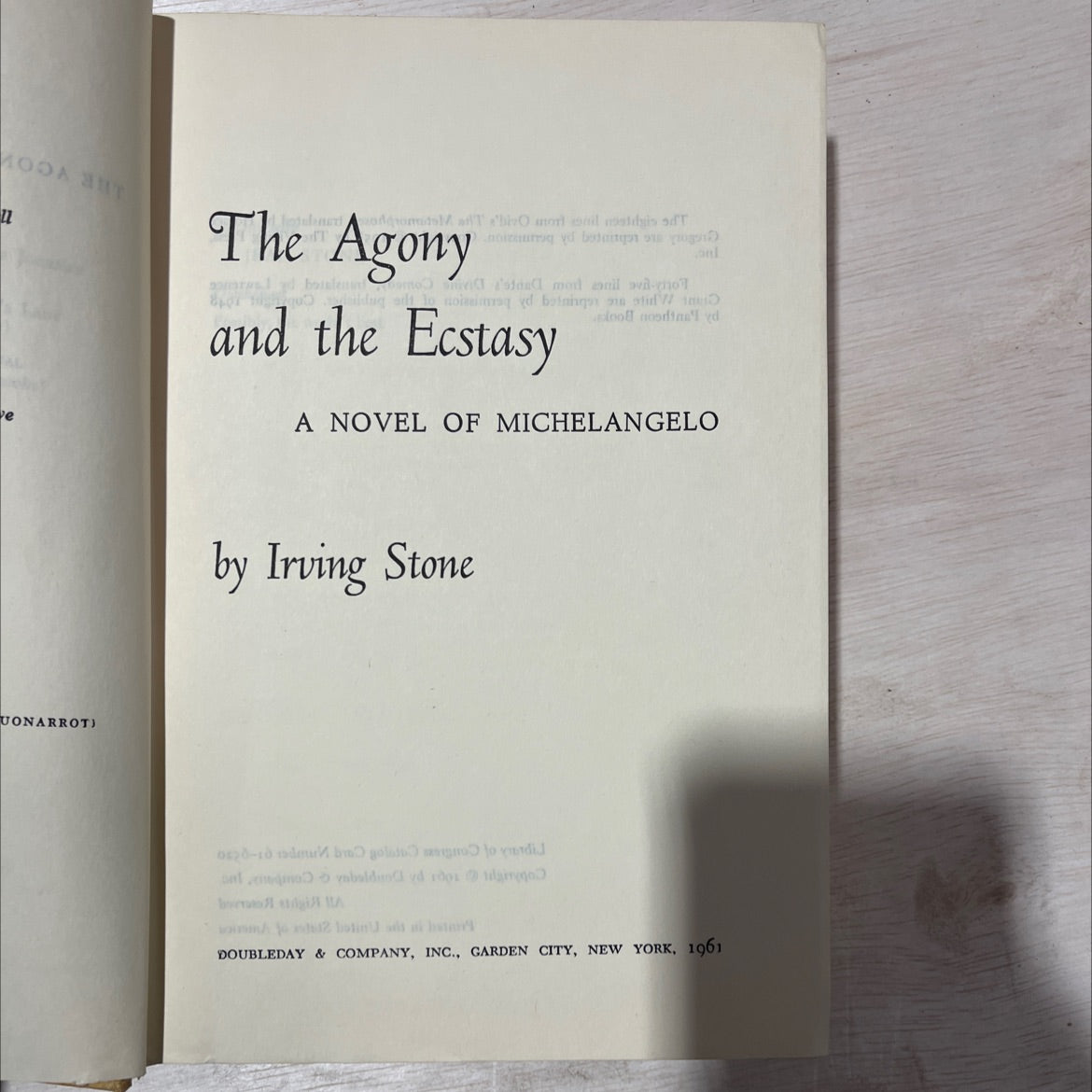 the agony and the ecstasy: a novel of michelangelo book, by irving stone, 1961 Hardcover, Vintage, Heavily Used image 2