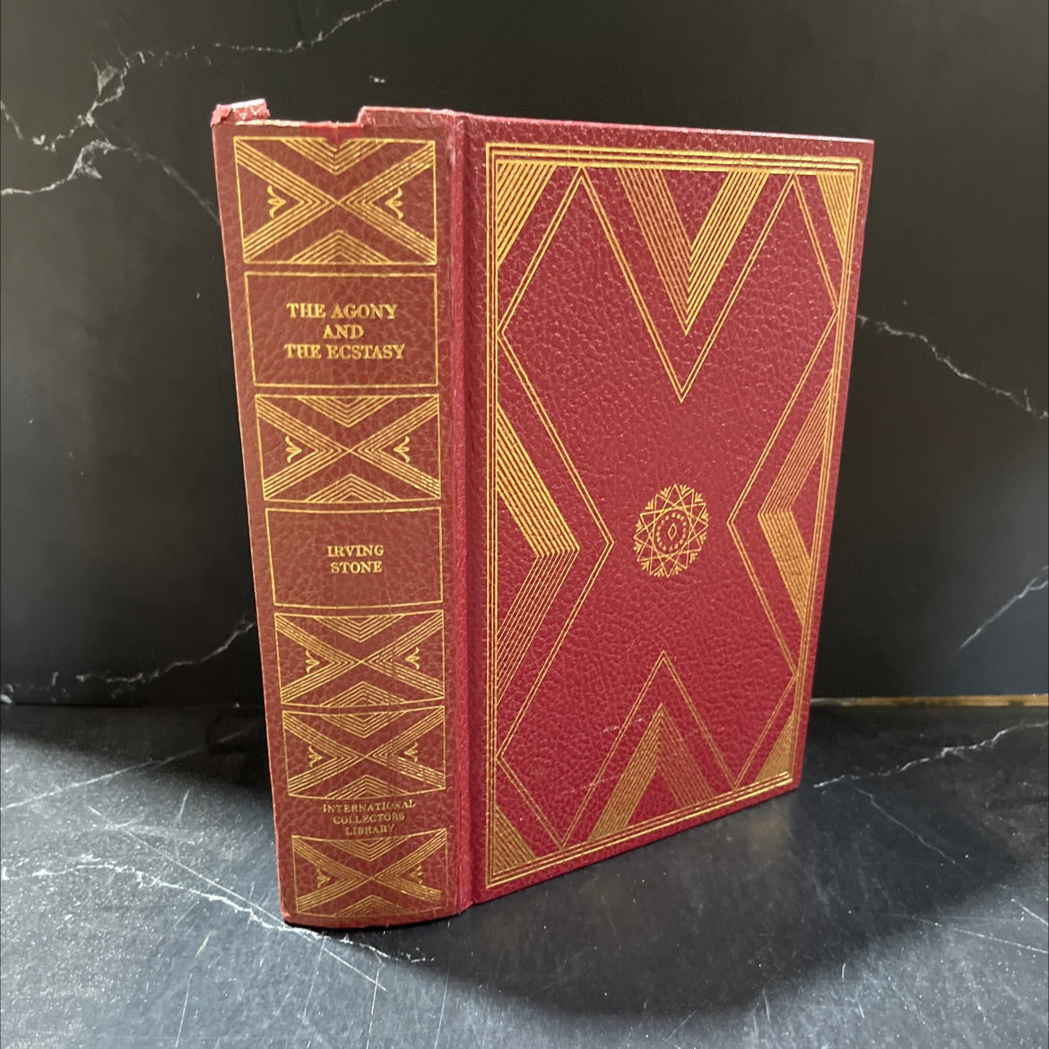 the agony and the ecstasy a novel of michelangelo book, by irving stone, 1961 Hardcover image 1