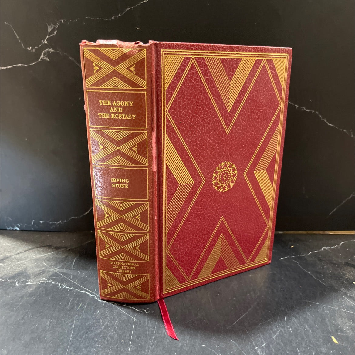 the agony and the ecstasy a novel of michelangelo book, by irving stone, 1970 Hardcover image 1