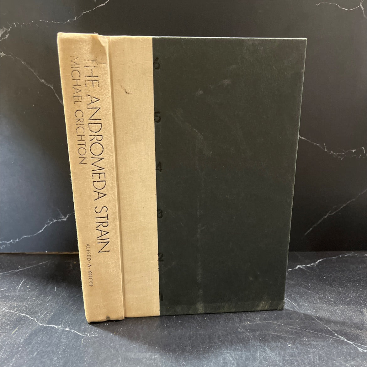 the andromeda strain book, by michael crichton, 1969 Hardcover image 1