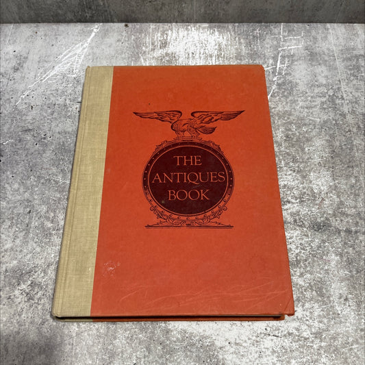 the antiques book book, by Alice Winchester, 1970 Leather image 1